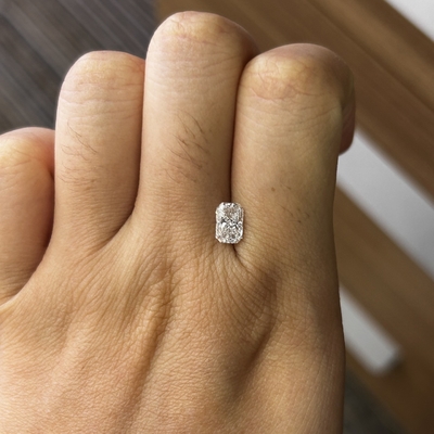 Buy 0.96 Carat CVD Radiant Lab Diamond Clarity VS1 Color D OEM ODM online manufacture