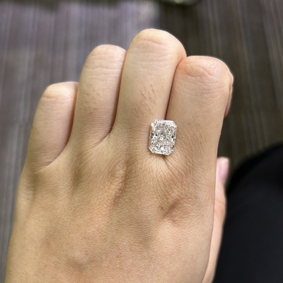 Buy 4.37ct Radiant Cut Lab Created Diamond CVD F VS1 EX VG N IGI Certificated online manufacture