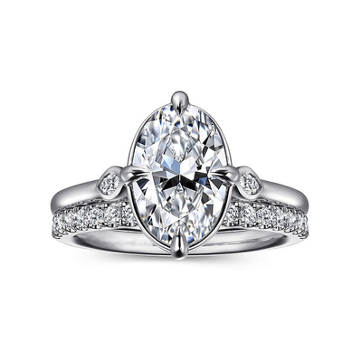 Buy Classic Style Lab Grown Diamond Wedding Band VVS Clarity HPHT Oval Cut Ring online manufacture